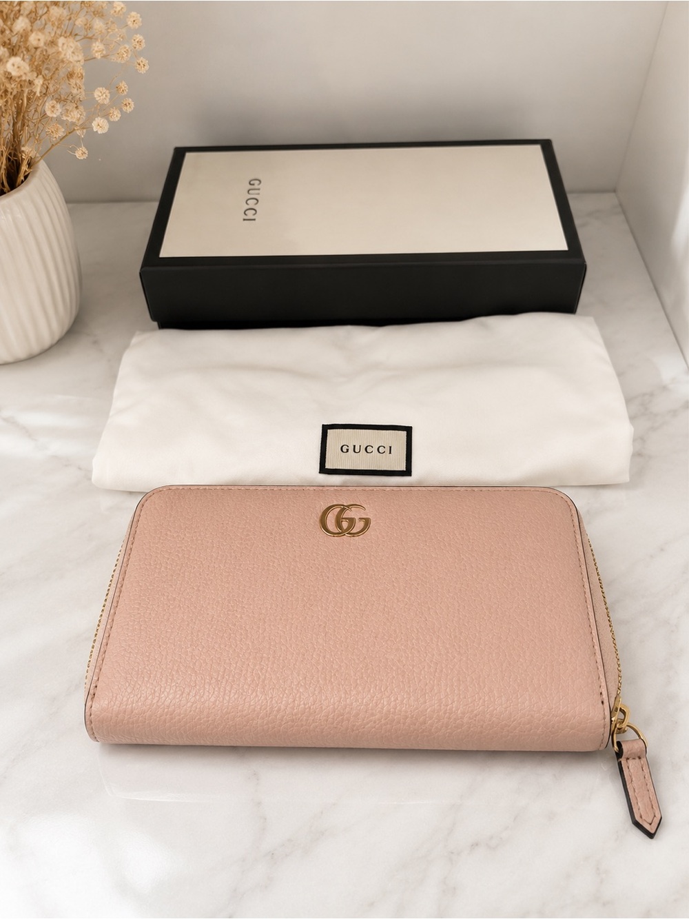Authentic Gucci Pink Leather Zip Wallet with Dust Bag and Box